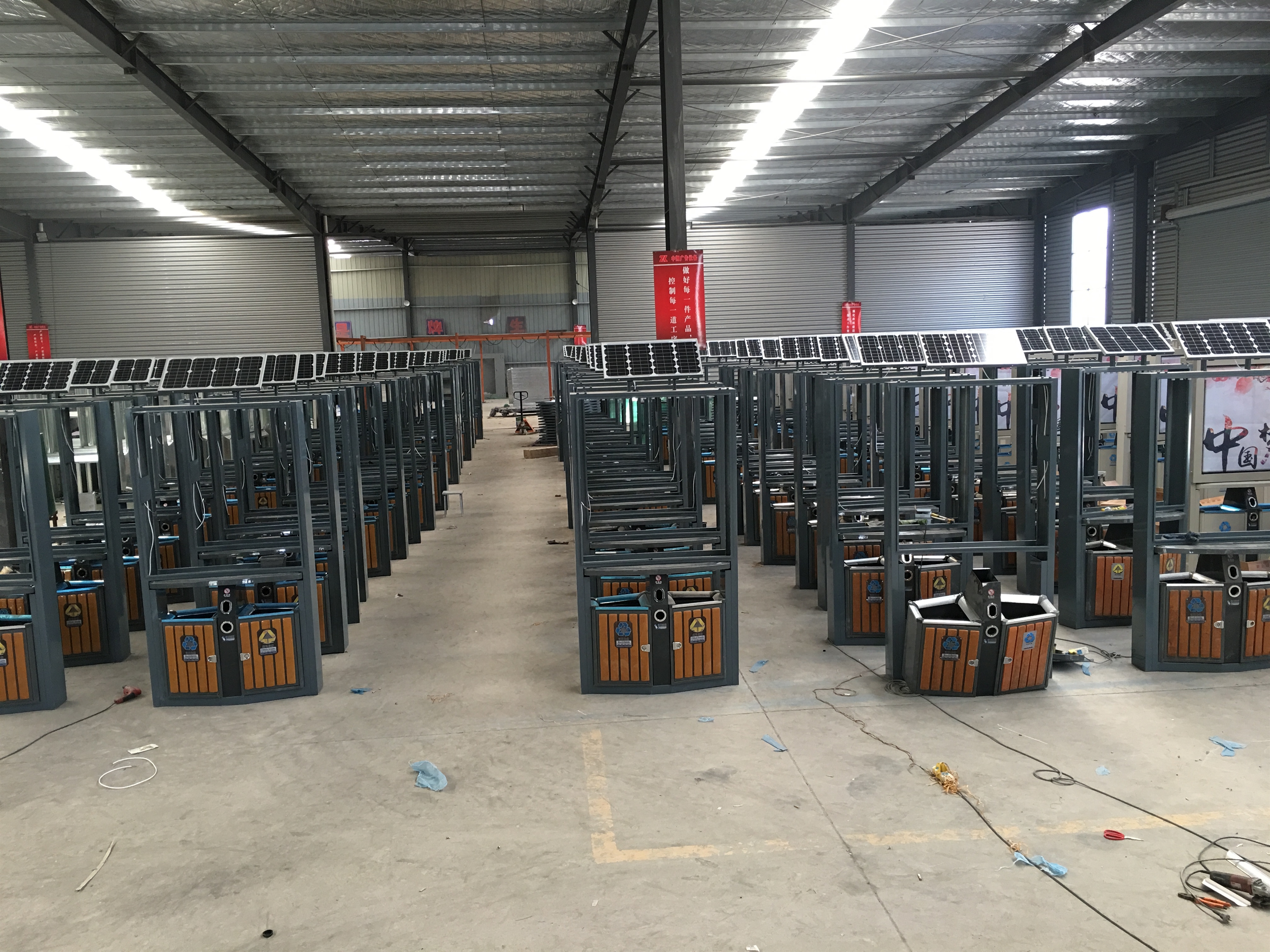 太陽能廣告垃圾箱
